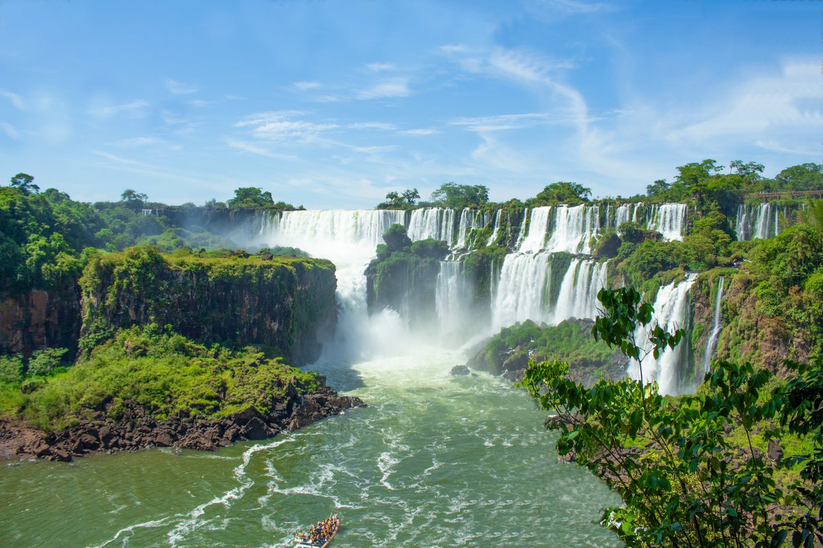 EMWG50001's tweet photo. #CEM15 officially kicks off today! We're excited to be in #Brazil for this important gathering of global energy leaders! Stay tuned for the schedule and more details on the Global Energy Management Leadership Awards ceremony! https://t.co/yZFtXxVtYi