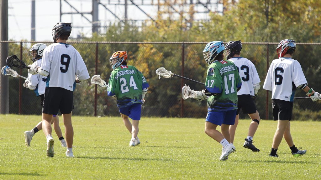 September 29: Peterborough Lakers (8) 🆚 Milton Chaos (14)  #OJMFLL 
📸 <a href="/JohnMcLaxDad/">John McFarlane</a>