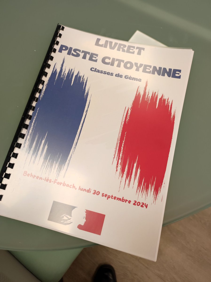Cite_educBehren's tweet photo. Piste citoyenne pour tous les élèves de 6 ème ⏩ rencontre avec les différents partenaires mairie, gendarmerie, pompiers, CMSEA, MDS ....@acnancymetz @CelinePlontz_M @FredGuyot3007 @LudovicReiss @GregoryPremon https://t.co/Q13KVFUdLY