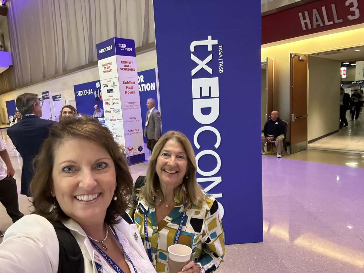dg26236's tweet photo. So incredibly proud and happy for my friend Rolinda Schmidt of @kerrvilleisd for taking the gavel as the next @tasbnews President!
#txedcon24 #tasb #Iโค๏ธPubEd https://t.co/6S5CvpQg1G