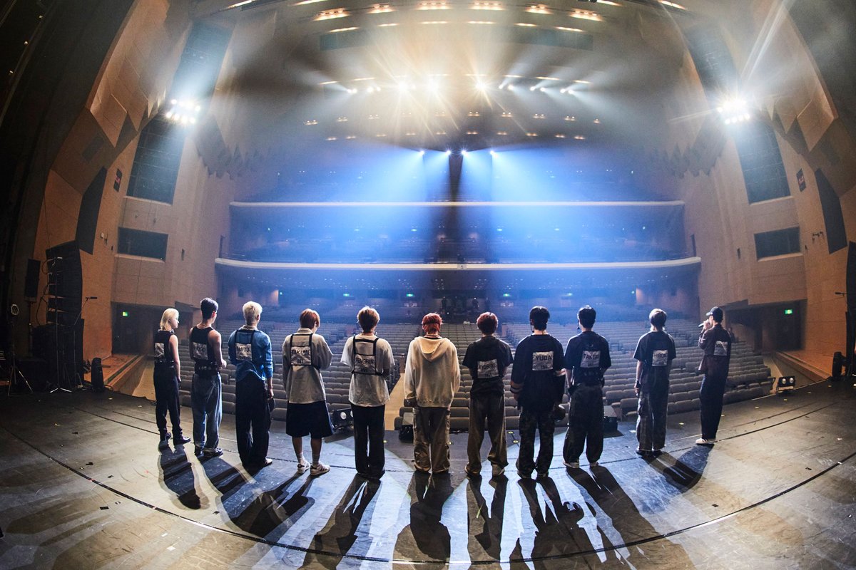 official__INI's tweet photo. 𝟐𝟎𝟐𝟒 𝐈𝐍𝐈 𝐅𝐀𝐍-𝐂𝐎𝐍 𝐓𝐎𝐔𝐑
[𝐅𝐋𝐈𝐏 𝐓𝐇𝐄 𝐂𝐈𝐑𝐂𝐋𝐄]

ー
名古屋国際会議場
センチュリーホール - DAY1
ー

#INI #INI_FLIP_THE_CIRCLE https://t.co/bUsKDu23nA