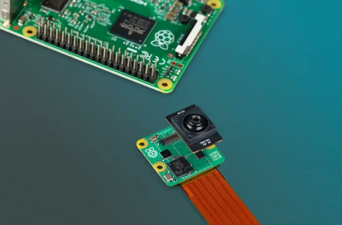 technewsro_blog's tweet image. The #RaspberryPiAI Camera is now on #sale 

technewsro.blog/raspberry-pi-a…