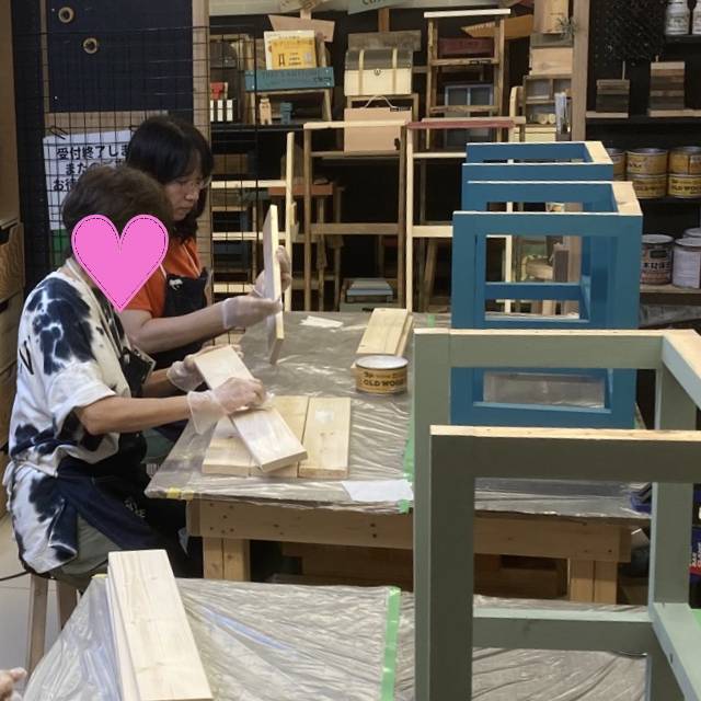ishikyoka's tweet photo. 『#DIY ③』
ミニディスクのワークショップ
高さ50㎝と子供に丁度良いサイズ
子供用スツールと合わせても良いね♪
1年以内に4ステップ参加できたので、次から私はDIYマスター😍
#diybase
#府中
#ミニディスク https://t.co/bTc2xiIBBe