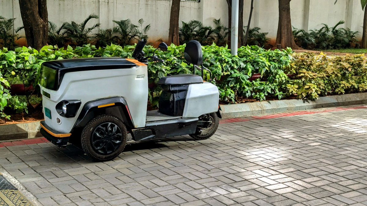 Speedloop Auto has been awarded the prestigious Tech30 award for its three-wheeler commercial EVs.

Learn more: yourstory.com/2024/03/ai-hir…

Find out more about Speedloop Auto here: roboticvehicletechnology.com/company/stiger…

#ev #electricvehicles #threewheeler