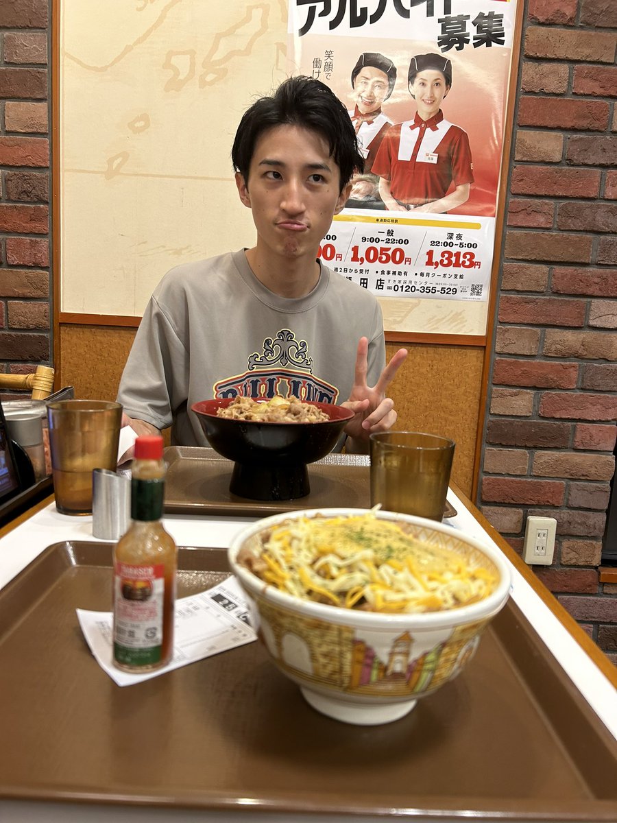 ds_sora20's tweet photo. 先月デビューした、たっきーこと
滝本一馬(@takimoto_ds )です！👏🏼👏🏼

デビューしてまだ1ヶ月ですが、初月から飛ばしまくってるスーパールーキーです！！

皆様よろしくお願いします😇🙏🏼

#あだ名は滝沢かたっきー
#岸辺露伴が好き
#見かけによらずメガ
#店舗のこともいつも考えてくれてありがとう https://t.co/sBr3xz9fLO