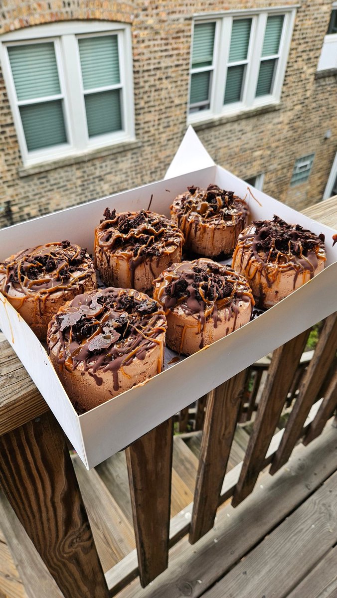 itsbigSHAWN_'s tweet photo. September 2024 | Turtle Cheesecake https://t.co/aF5tPs32nA