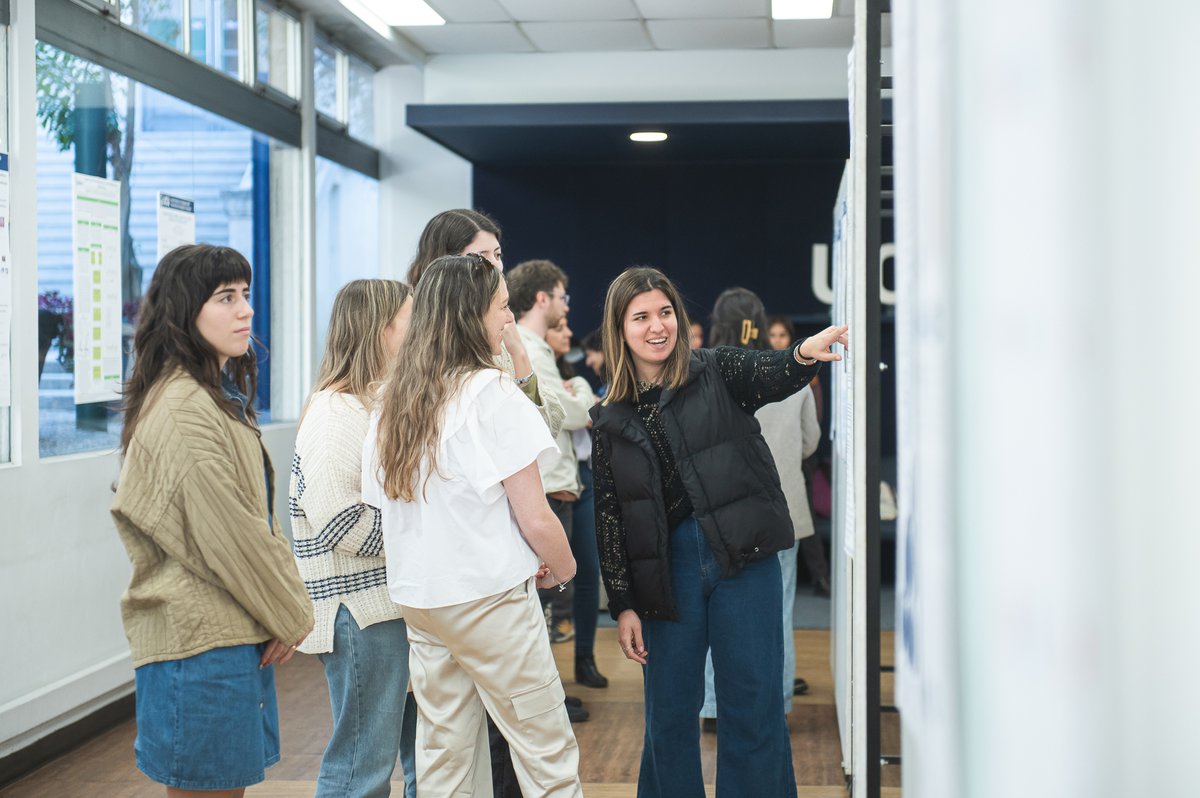 🤩¡Investigación de puertas abiertas!

🔙Tuvimos el gusto de participar una vez más de la Noche Iberoamericana de los Investigadores 👨‍🔬👩‍🔬organizada por <a href="/EspacioOEI/">OEI</a>. Recibimos a más de 1⃣5⃣0⃣niños, adolescentes y profesores, que compartieron más de una decena de actividades con