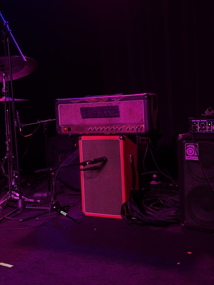 T̷h̴e̸ ̷C̴y̵b̷e̷r̴w̵i̴n̴g̵m̷a̸n̶ ̵ tweet media