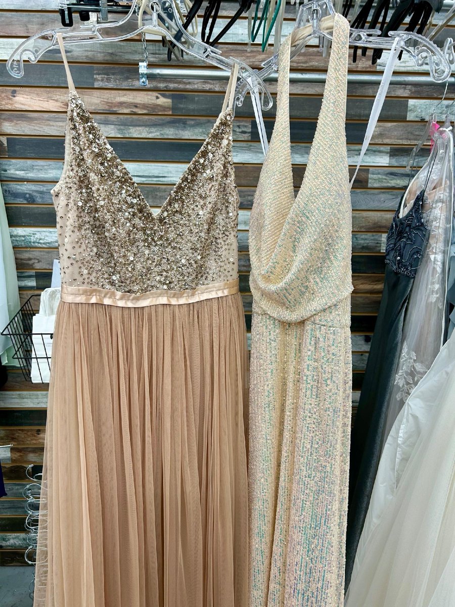 cnsignbrideprom's tweet image. We are receiving dresses from all over the country for you to try on! So many current styles of dresses and accessories.  There is something for you here! 350 Willow Street North Andover, Ma #adressforyou #hugselection #consignmentdresses #shopping #