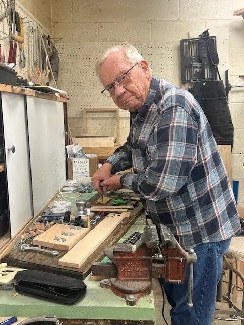 HPofWarren's tweet photo. Memory Stations Made by Volunteer-Residents at Heritage Pointe of Warren Senior Living Community Spur Activity, Engagement and Recollections
Read more about this incredible resident-driven initiative at the link below! #CommunitySupport #CommunityProject 

https://t.co/sygc2KMDtb https://t.co/if1VCyIsaX