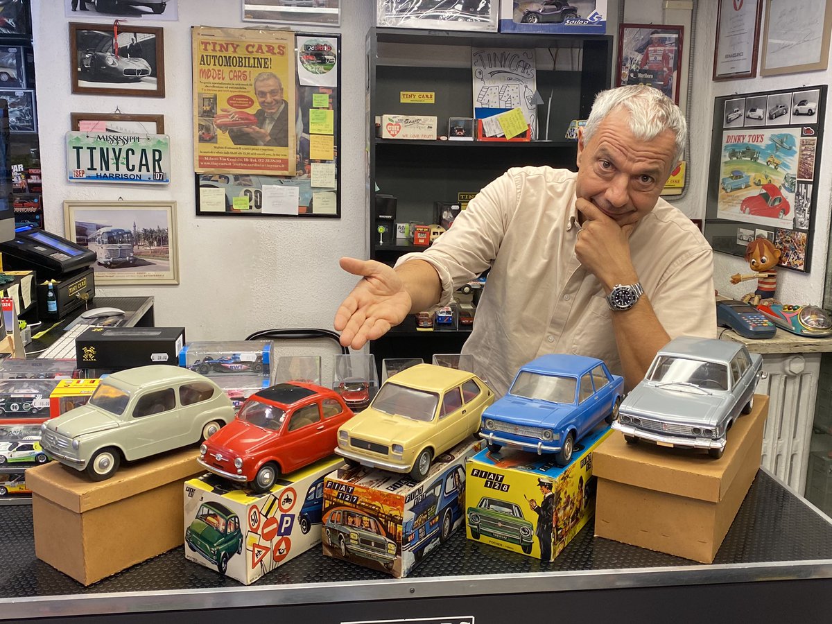 cars_tiny's tweet photo. Le Fiat in Scala 1:13 della Rivarossi e della Pocher #tinycars #fiat #fiat128 #fiat500 #fiat600 #fiat127 #fiat130 #scala113 #scalemodel #diecast #autoscuola #vintage #obsolete #automobilia https://t.co/lVWegKZSxr