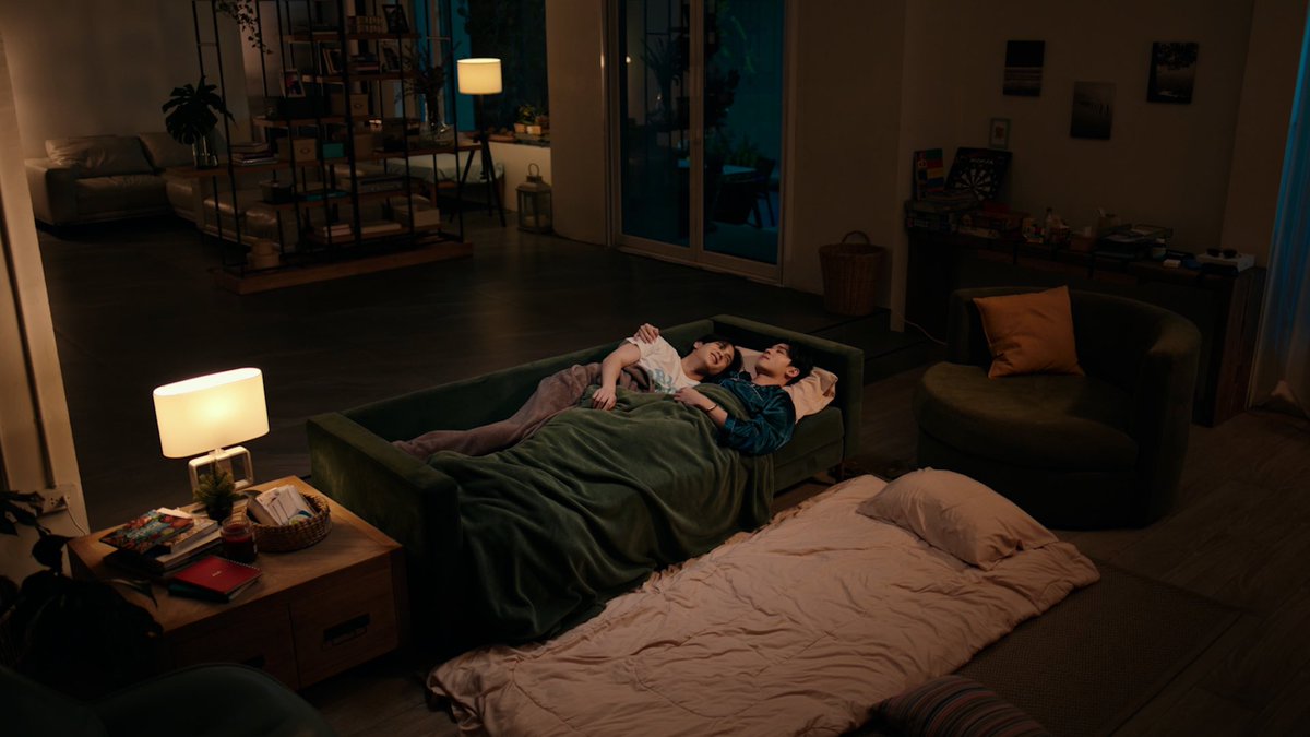 luvsupanut's tweet image. I'm so happy that Jewel and Tan are together. They're not lonely anymore. That makes me happy, they are my favorite characters.
Ps: Tan was cheeky 5555
RYUJAVA SMN EP9
#SummerNightTheSeriesEP9
@ryuptb #ryuptb @javabh28 @javabh #Ryujava