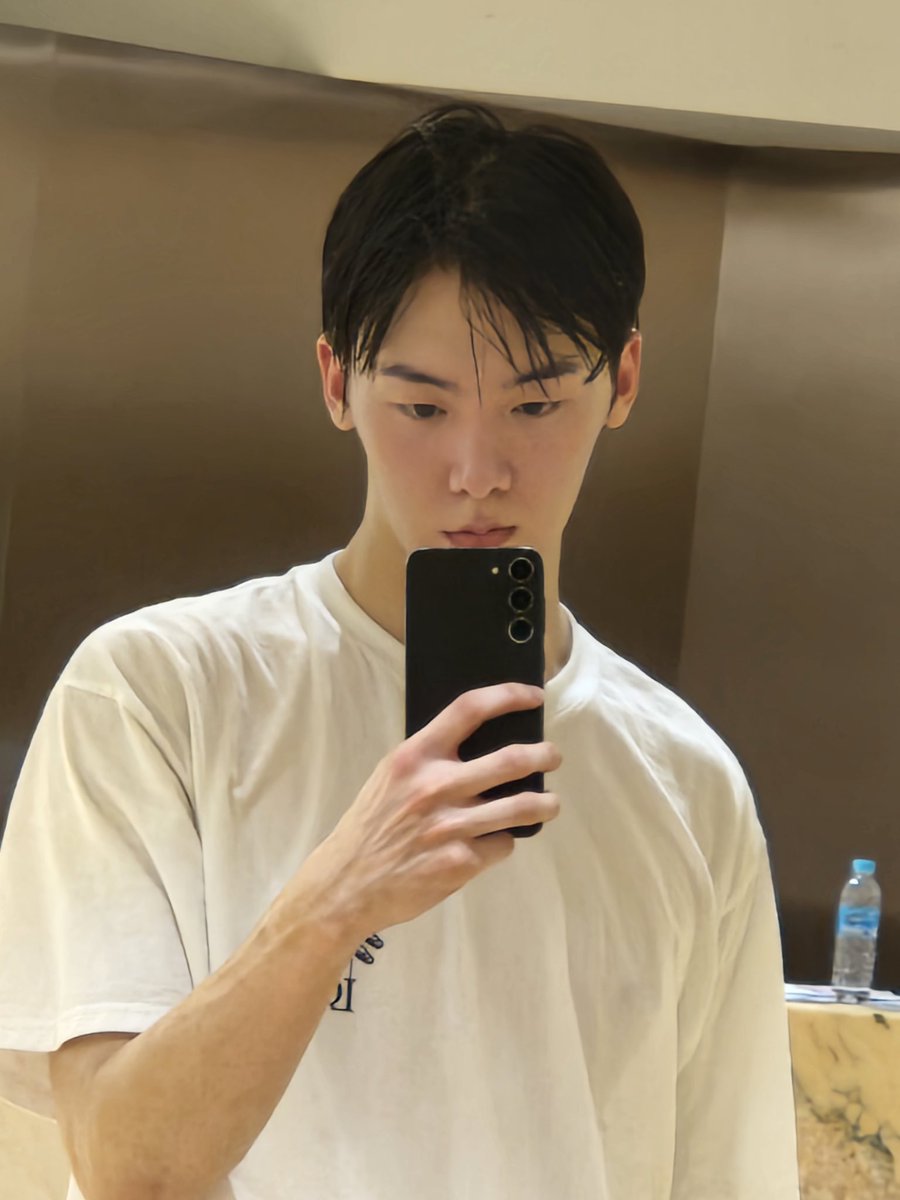 ASTRO 아스트로 tweet media