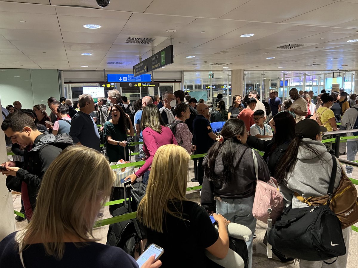 London to Barcelona 1hr 50mins. Queue for passport control 2hrs 10mins. Brexit madness.