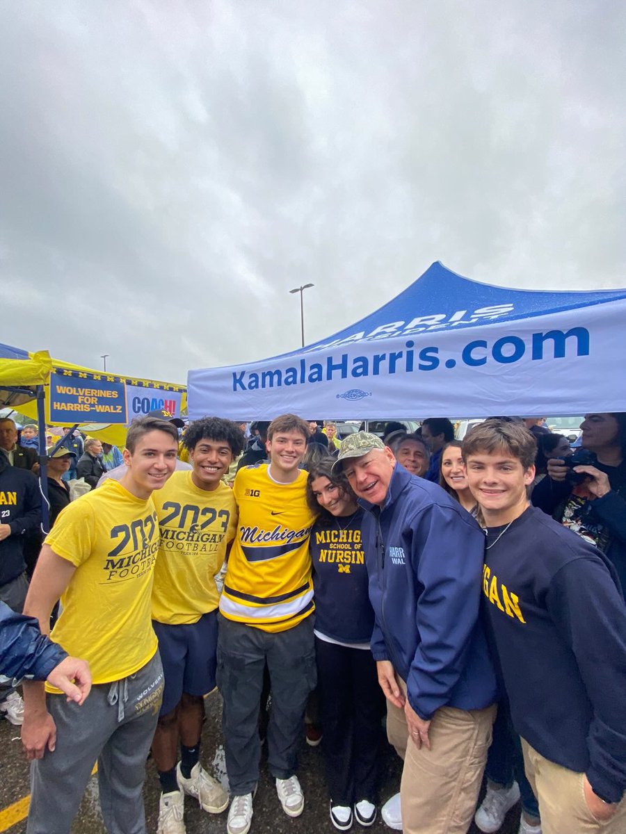 College Democrats of America tweet media