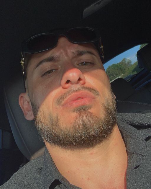 MioXxl's tweet photo. Някой спал ли е с Пешо от Пловдив? Петър Петров

Той е ескорт и бил звяр в леглото. Така разбрах https://t.co/jlF37UbK9f