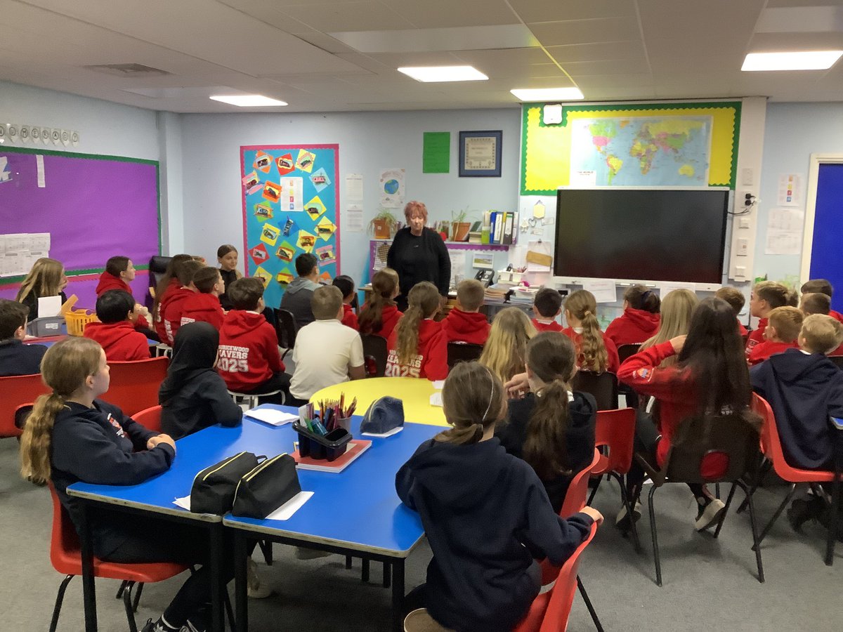 Thank you to <a href="/CGrahameMSP/">Christine Grahame MSP</a> who visited P6/7 and P7 s part of their Democracy topic today. We all enjoyed finding out more about the life and work of an MSP. Thank you Christine!