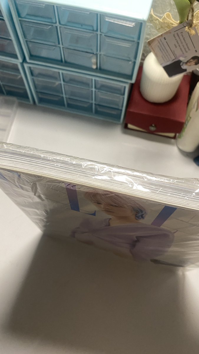 WTS want to sell karena stop collect magazine majalah Taeyong

✨ Elle Japan Special Edition
✨ Madame figaro hommes china
✨ Elle Korea (ini tebel banget) pic 4

Price : 150k each

✅ bisa oren req video
❌adm shopee