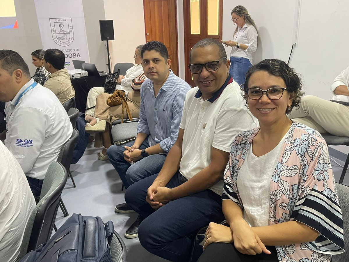 CPCMonteria's tweet photo. Participamos en la Mesa de Conectividad Aeréa de Córdoba invitados por la @AerocivilCol

Desde nuestra organización respaldamos el proceso de internacionalización del aeropuerto Los Garzones de #Montería en el que avanzan las autoridades locales y el sector productivo de Córdoba. https://t.co/rSoRhH6dKM