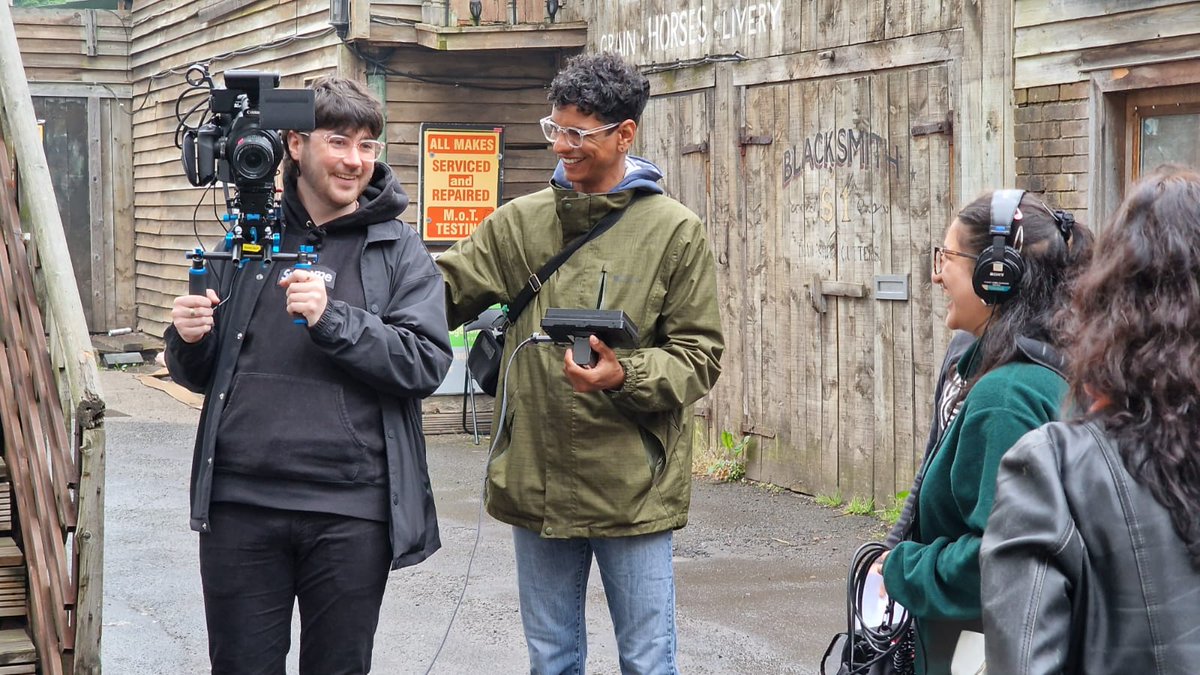 Join our Through the Lens Programme! ✨

Open to anyone aged 18+ and living in North Edinburgh. Learners will get training in filmmaking roles before coming together as a crew to create a short film in your community! 🎬

🔗The course is free, apply through the link in our bio!