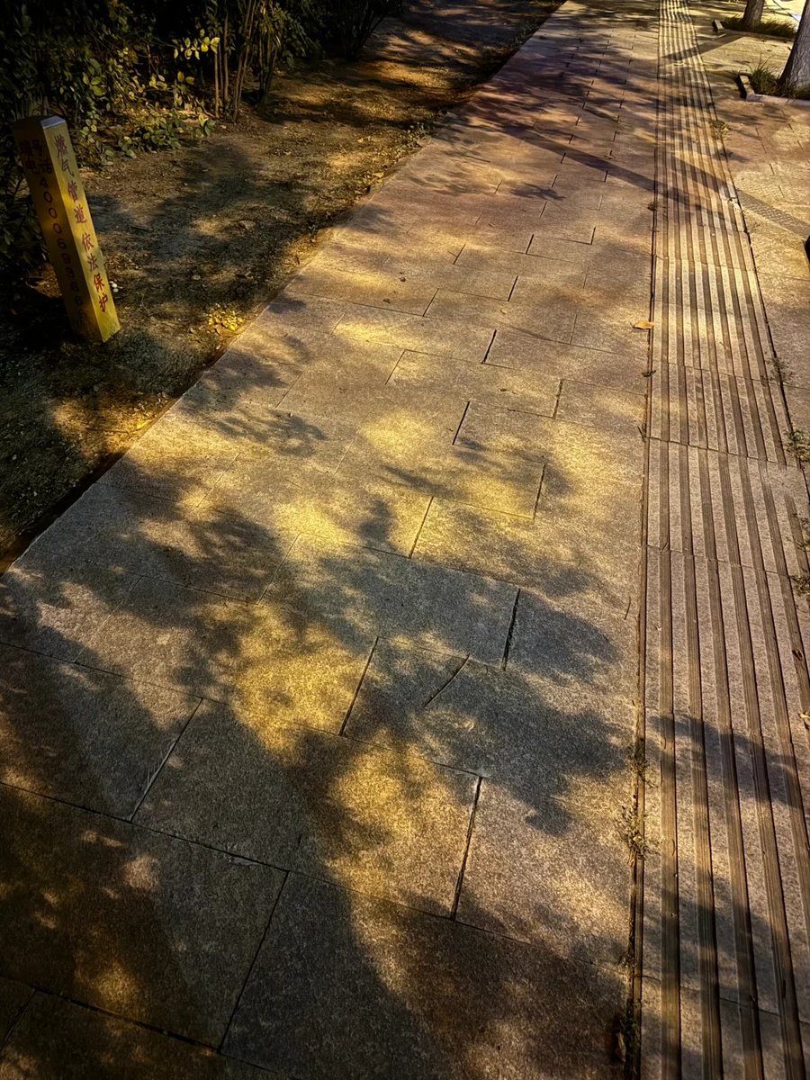夜の一人歩きもとてもリラックスできます