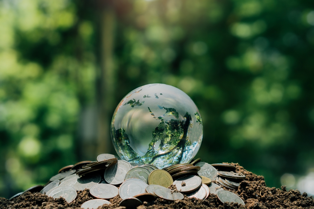 📑Le Policy Brief du <a href="/LIEPP_ScPo/">LIEPP Sciences Po</a>  "Qui supporte les coûts des transitions environnementales ?" analyse les profils de risques sociaux associés au changement climatique.

📌Lire le Policy Brief : bit.ly/4eons46

#changementclimatique #politiquespubliques #inégalités