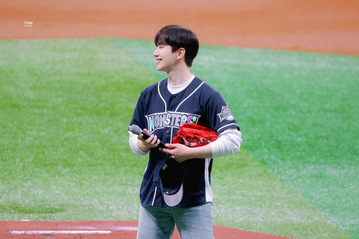 240929 최강야구 시구
🥰 
#준호 #이준호 #JUNHO #LEEJUNHO