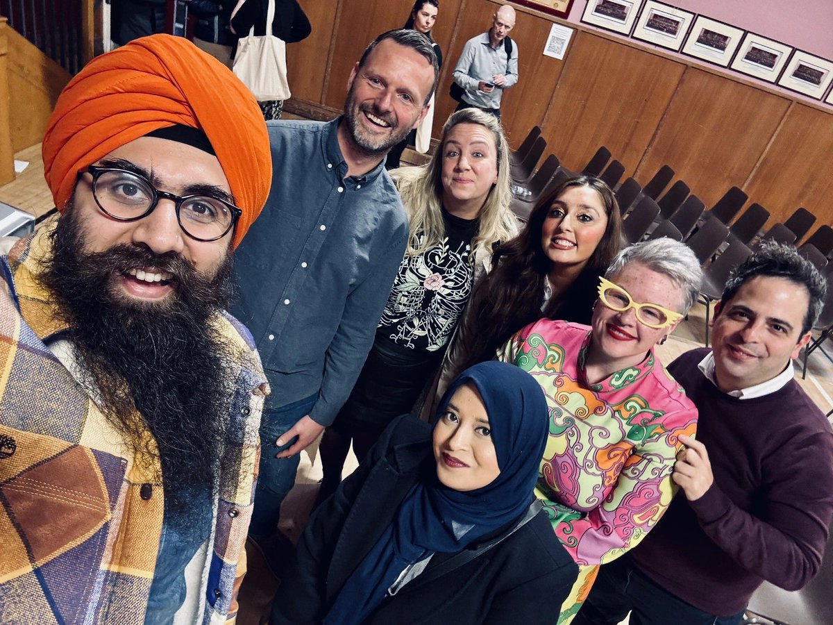 Amarbeer Singh Gill (@singhamarbeerg) on Twitter photo Still buzzing from my time <a href="/researchEDBelf/">ResearchED Belfast</a> - what an amazing job by <a href="/mr_englishteach/">Mark Roberts</a>, <a href="/j_a_maxwell199/">J. A. Maxwell</a>, <a href="/MissCaldwell16/">Emma Wills (Caldwell)</a> and the rest of the team - an amazing set of speakers and brilliantly organised!
My slides are now up for those interested: unpackingeducation.wixsite.com/home/talks
#rEDBelfast Still buzzing from my time <a href="/researchEDBelf/">ResearchED Belfast</a> - what an amazing job by <a href="/mr_englishteach/">Mark Roberts</a>, <a href="/j_a_maxwell199/">J. A. Maxwell</a>, <a href="/MissCaldwell16/">Emma Wills (Caldwell)</a> and the rest of the team - an amazing set of speakers and brilliantly organised!
My slides are now up for those interested: unpackingeducation.wixsite.com/home/talks
#rEDBelfast