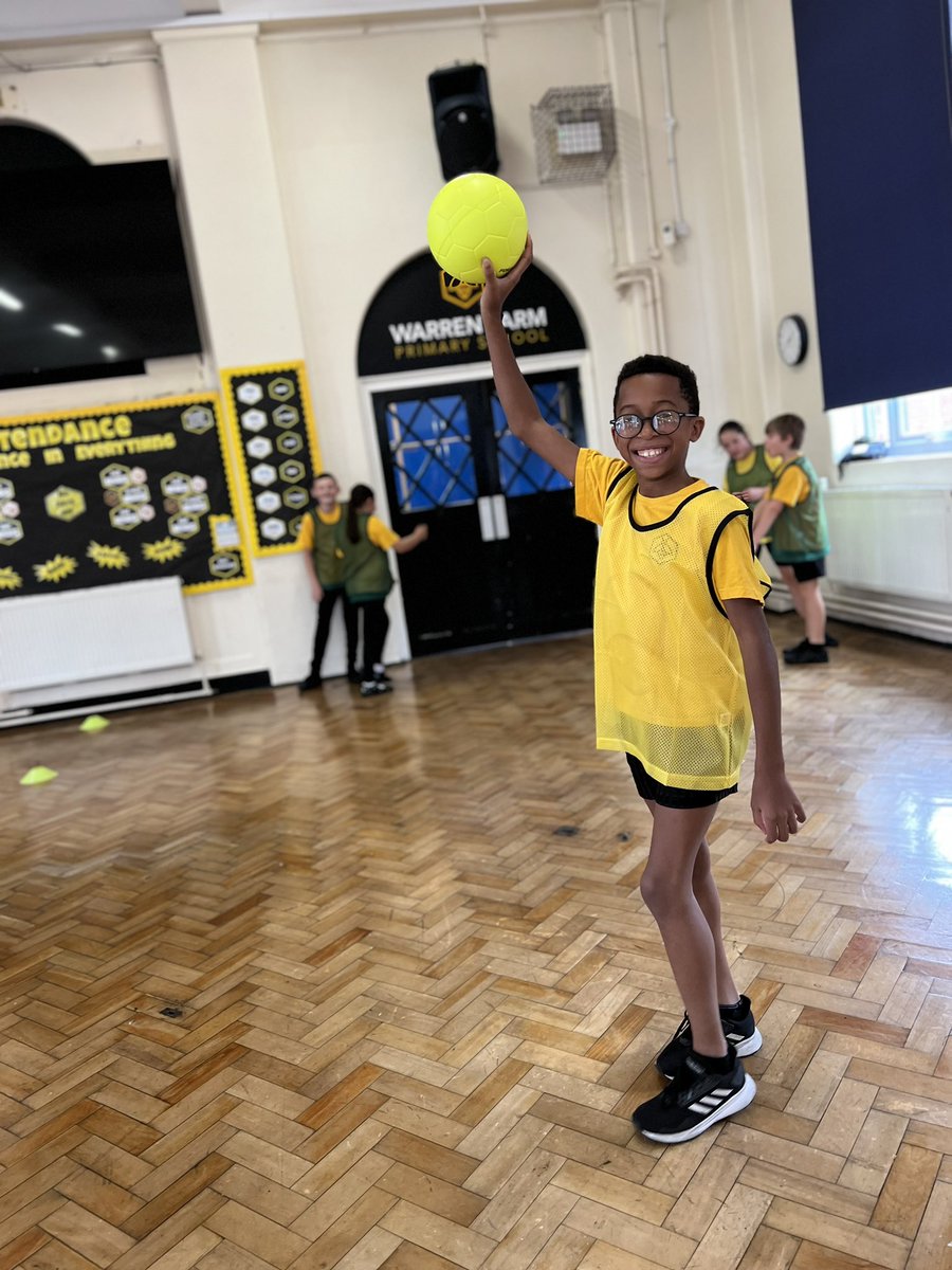 Warren Farm Primary School (@warren_farm_pri) on Twitter photo Great to see children learning and applying new skill progressions in their new houses during P.E with Miss Lewis and Ms Purcell today 🐝🥎🐝🥎
North🟡East🟢South🔵West🔴
#ExcellenceinEverything
<a href="/SFE_Tweets/">Services For Education</a> <a href="/BirminghamEdu/">Birmingham Education</a> <a href="/SparkActivecic/">Spark Active</a> <a href="/CompassForLife/">Compass For Life</a> Great to see children learning and applying new skill progressions in their new houses during P.E with Miss Lewis and Ms Purcell today 🐝🥎🐝🥎
North🟡East🟢South🔵West🔴
#ExcellenceinEverything
<a href="/SFE_Tweets/">Services For Education</a> <a href="/BirminghamEdu/">Birmingham Education</a> <a href="/SparkActivecic/">Spark Active</a> <a href="/CompassForLife/">Compass For Life</a>