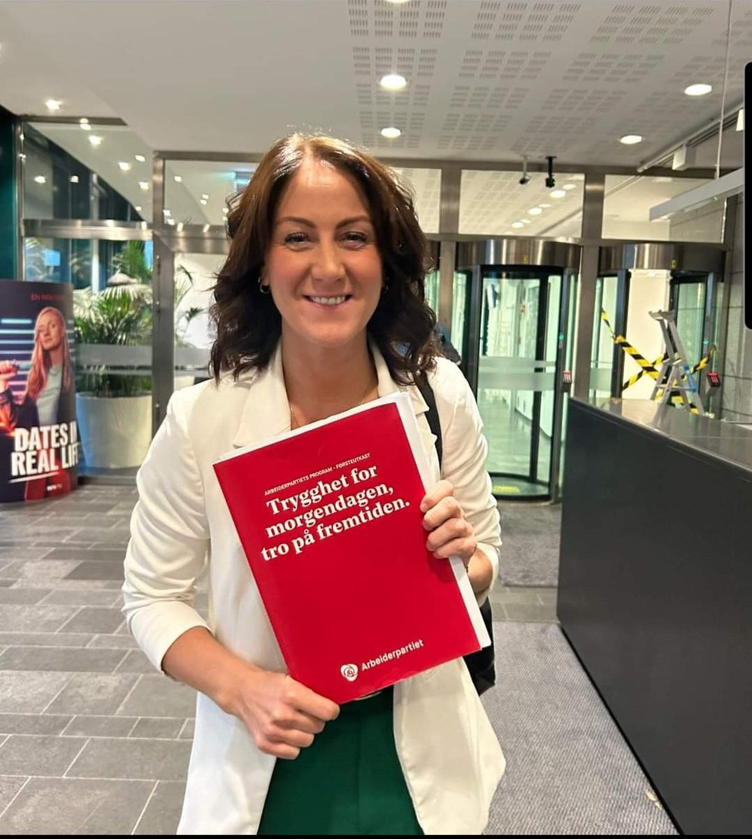 Ta gjerne en titt på det nye forslaget til partiprogram for <a href="/Arbeiderpartiet/">Arbeiderpartiet</a> for 2025-2029 🌹

Du finner det på våre nettsider her:

arbeiderpartiet.no/om/program/