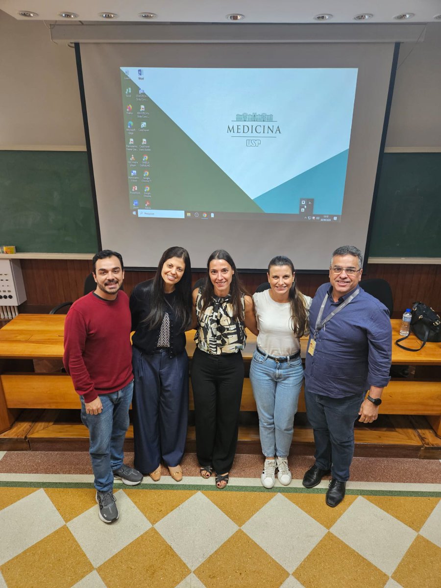 My first morning in Brazil was spent visiting my colleague and friend <a href="/celsorfcarvalho/">Celso Carvalho</a> at the <a href="/hospitalHCFMUSP/">Hospital das Clínicas de São Paulo</a> and giving a lecture on #pulmonaryrehab, with <a href="/renatagmendes/">Renata Mendes</a>. Thank you both and <a href="/LeonardiNaiara/">Naiara Leonardi</a> for the invitation, I look forward to the next days! <a href="/ciTechCare/">ciTechCare</a> <a href="/ESSLei/">ESSLei</a>