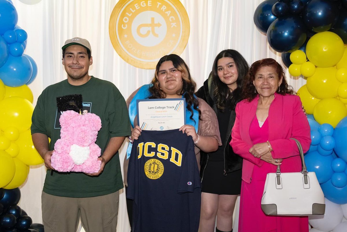 i.am angel Foundation (@iamangelfdn) on Twitter photo Ready to take on <a href="/UCSanDiego/">UC San Diego</a>! 💙 It’s moments like these that remind us why we do what we do—empowering students to achieve their college dreams. 🎓 Help us continue to support scholars like her by visiting iamangelfoundation.org Ready to take on <a href="/UCSanDiego/">UC San Diego</a>! 💙 It’s moments like these that remind us why we do what we do—empowering students to achieve their college dreams. 🎓 Help us continue to support scholars like her by visiting iamangelfoundation.org