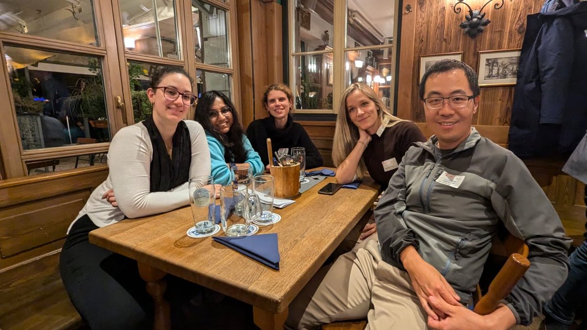 Gabrijela Dumbović (@gabrijela_d) on Twitter photo Super happy to have <a href="/YichengLong/">Yicheng Long</a> visit us at our yearly <a href="/trr267/">Non-coding RNA in the cardiovascular system</a> retreat! Looking forward to the talk tomorrow! Super happy to have <a href="/YichengLong/">Yicheng Long</a> visit us at our yearly <a href="/trr267/">Non-coding RNA in the cardiovascular system</a> retreat! Looking forward to the talk tomorrow!