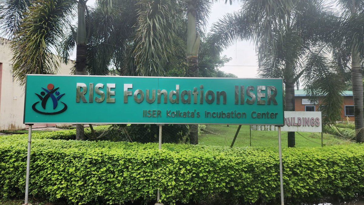 ecelliiserk's tweet image. Exciting day at RISE Foundation IISER Kolkata on 16th Sept 2024! 🎉

Congrats to the selected teams for the Smart India Hackathon! 💡🚀Your hard work &amp;amp; innovative solutions are inspiring. Keep pushing boundaries! 🌟

#sih2024 #smartindiahackathon2024 #RISEFoundation #IISERKolkata