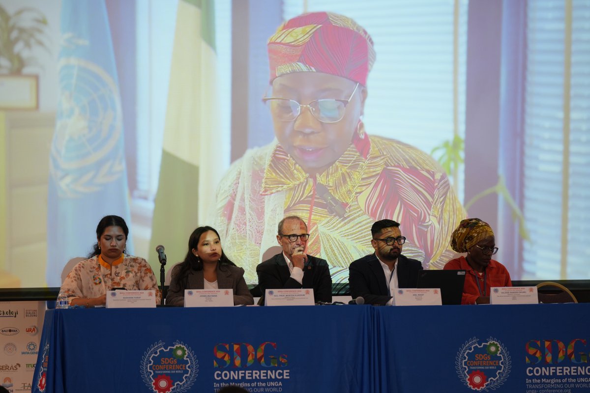 Cemre Ulker tweet media