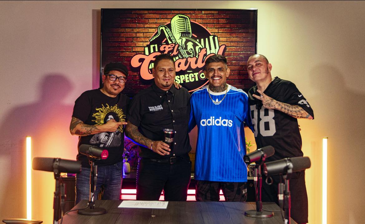 Raza, ¿ya vieron el episodio más reciente de #ElCuartelDelInspector? 🎙️🎧

Episodio 6 - Música y Peleas con Ricardo "El Loco" Arreola.
👉🏼 youtu.be/DblYp95M95k