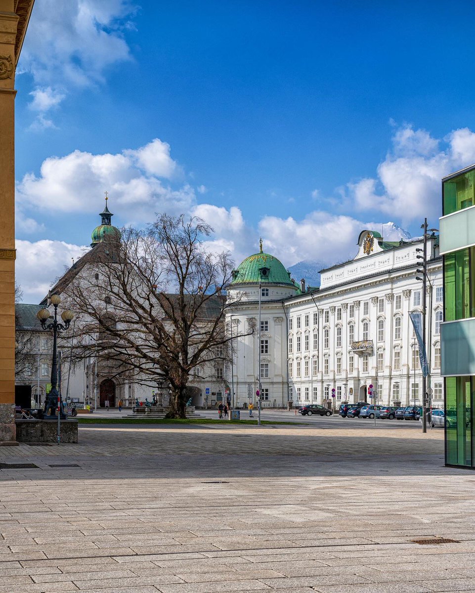 InnsbruckTVB's tweet photo. Glimpses of of the royal Austrian history throughout Innsbruck ✨

📸: Markus Mair #myInnsbruck https://t.co/LFrC9E98RE