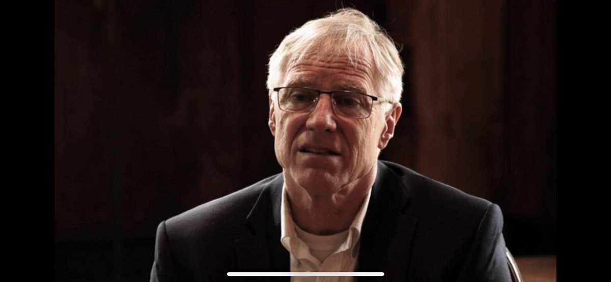 pavelibarrameda's tweet image. Was that Gary McKinnon? If you blink, you’ll miss him. Also. Who is this?! 👀👀👀👀 👽🛸 #TheProgram #UFOTwitter #UFOx #UAPTwitter #UAPx