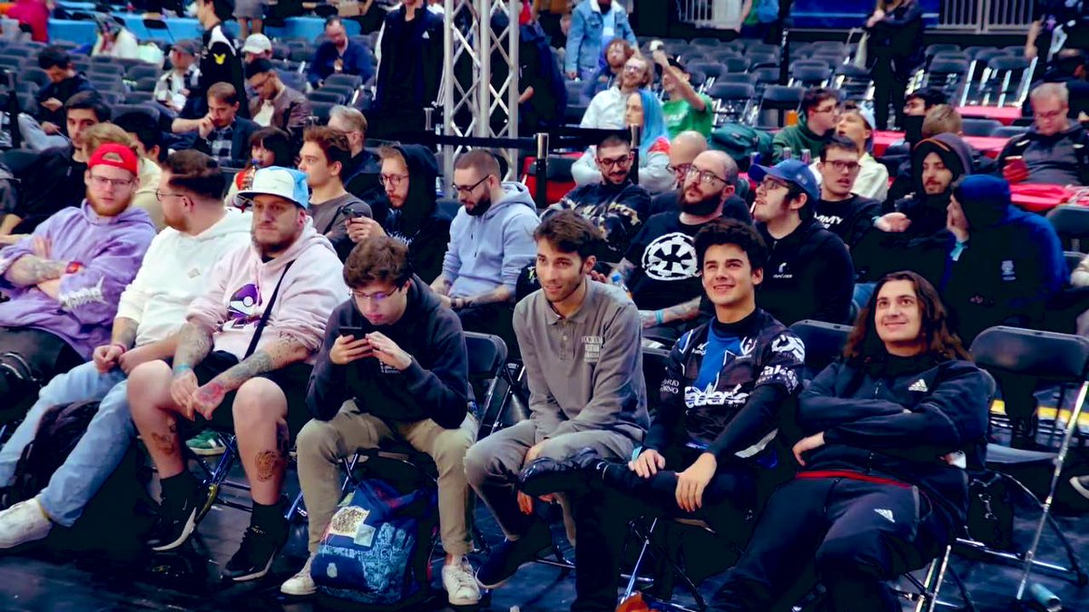 Finally back to playing VGC.
I’m happy to meet again with all my team mates of <a href="/TeamAqua_offic/">Team Aqua ASD</a>
This weekend in Dortmund was fantastic.
And BIG Davide Miraglia.