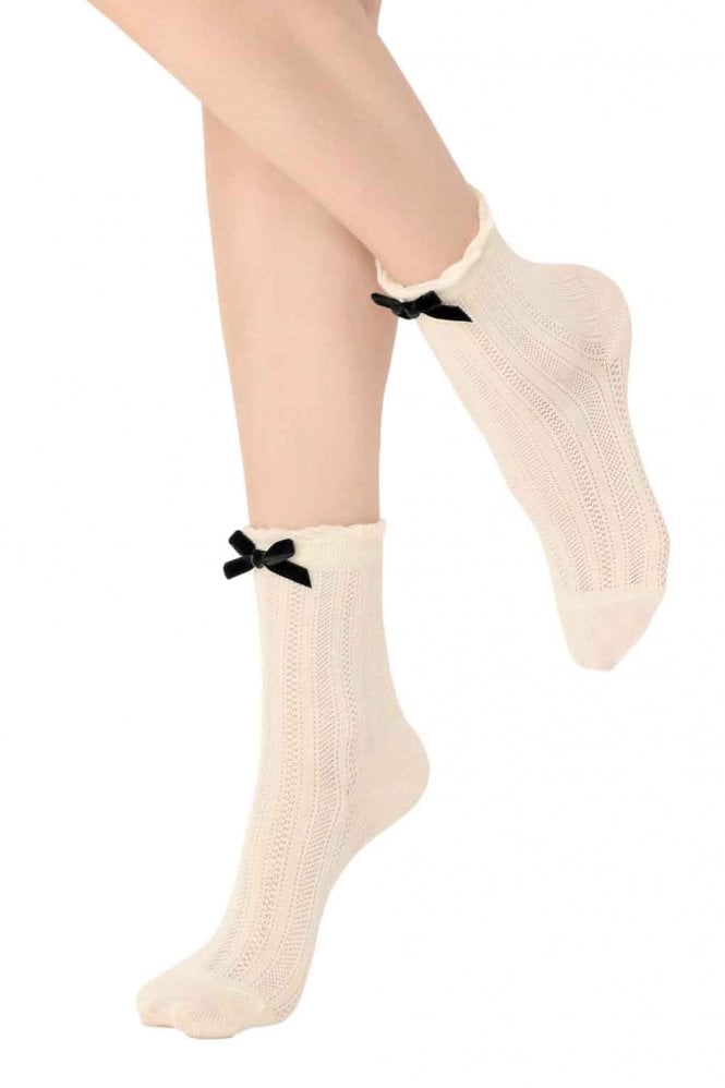 TightsTights's tweet photo. New Oroblu Arrivals! 😍
Available at: https://t.co/g89HA6kj8v
#Oroblu #Tights #Socks #WoolSocks #Bows #Hosiery #Legwear #AutumnFashion #FallFashion https://t.co/qBWhbz4Equ