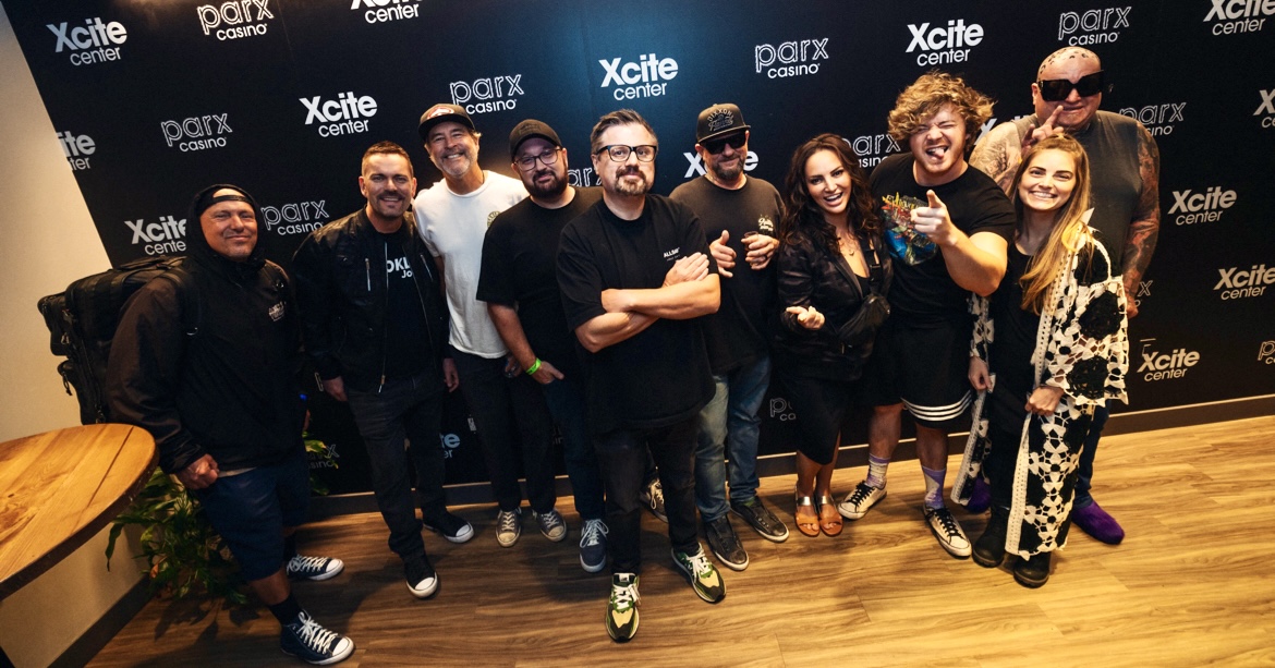 (((gina grad))) tweet media