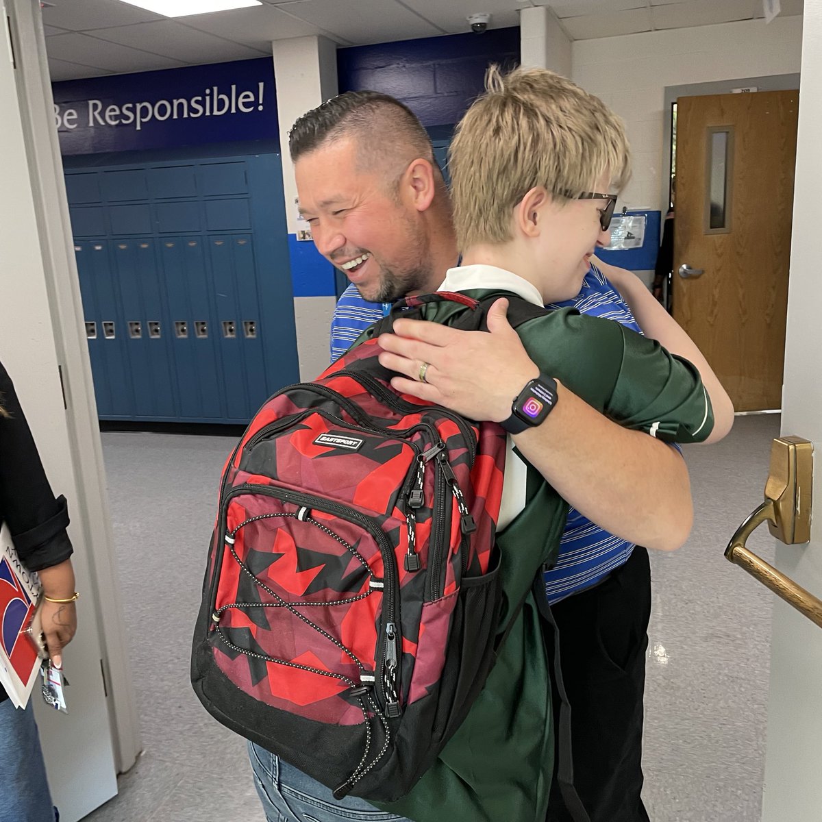 tylercbritt's tweet image. Started this morning at @RaytownHigh for a learning walk with other district leaders. I love seeing HS Ss get excited about seeing their former Elem/MS admin. Bucket filling. Good work from our Bluejays this morning! @RaytownSchools @DrPenK @RQSCAO @RQSHR
