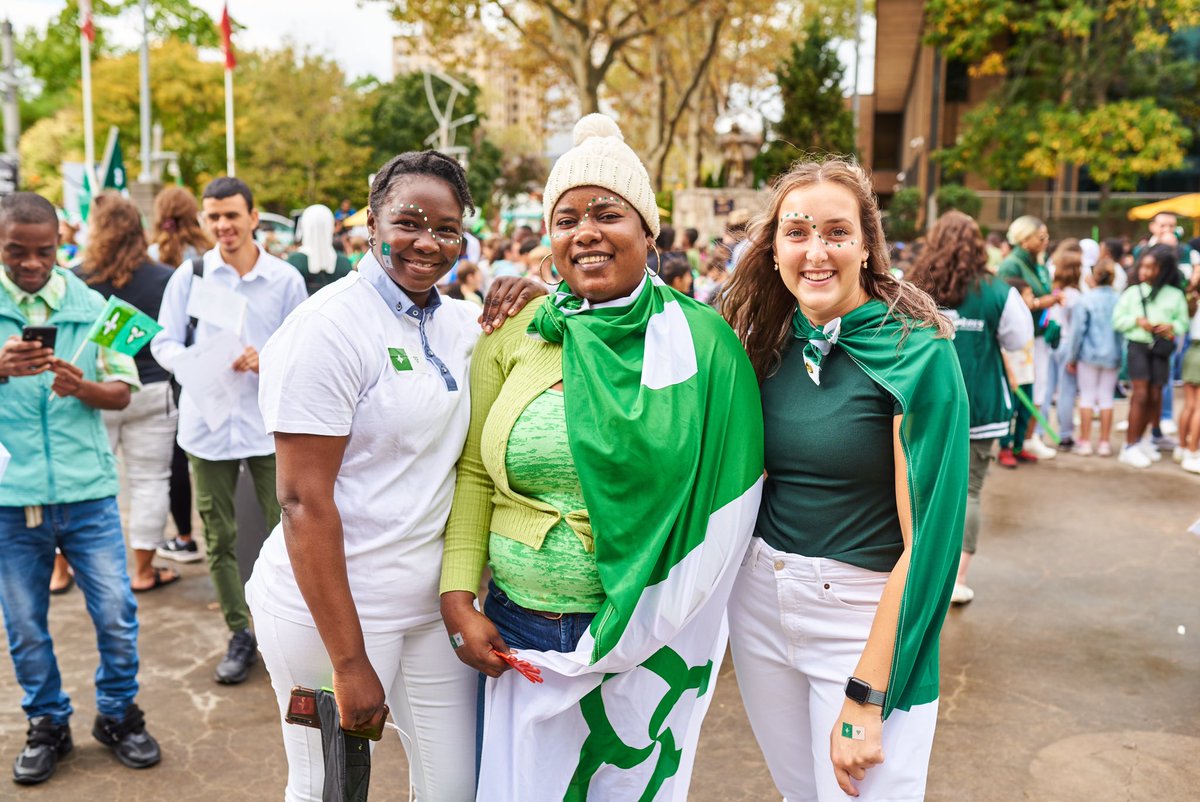 École secondaire catholique Sainte-Trinité tweet media