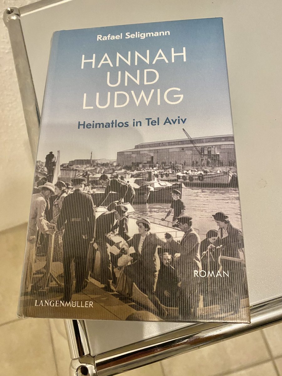 Annabaesle's tweet photo. Band 2 der Familientrilogie, der mir noch besser gefiel:
das Leben und Überleben im #TelAviv der 1930/1940iger Jahre.
#Antisemitismus
#Seligmann
#RafaelSeligmann
#HannahundLudwig https://t.co/K7D98EPXPf