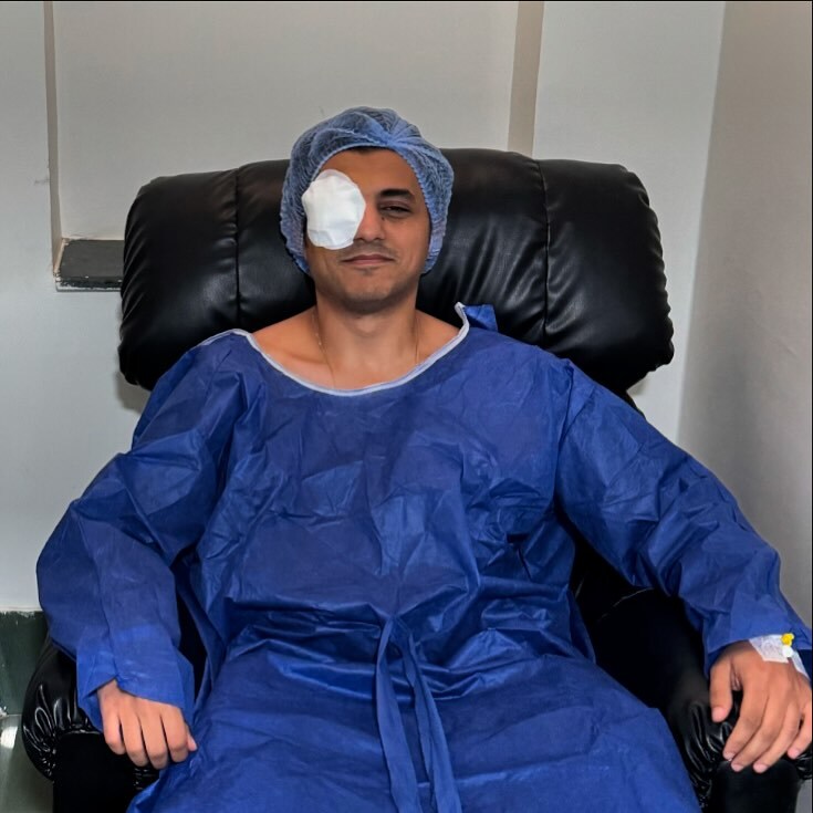El_zatoona's tweet photo. الحمد لله Second time ✌️, same eye 👁️ , same hospital 🏥 #loyalty 🤣 https://t.co/G09sCzzpME https://t.co/ZeNgxn3PRn