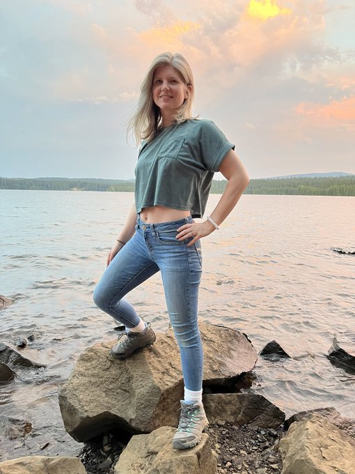 And I&rsquo;m back!   Had a wedding to attend but I&rsquo;m on the grid again. https://t.co/PpVOzAZRTT<a href="/tag/throwbackthursday"class="tags"><span>#throwbackthursday</span></a>