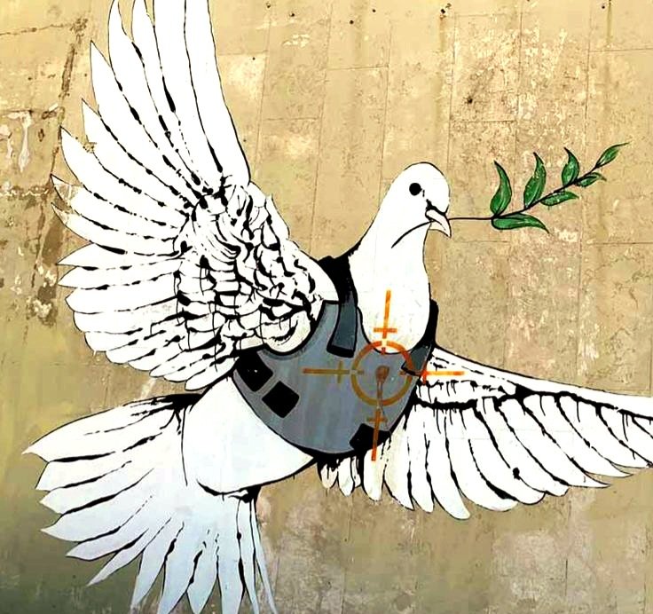 Sono davvero stanco
di queste guerre orrende.
Delitti son le vostre preghiere
e i giuramenti!
Per voi esiste un pericolo:
è negli opposti ardori, 
mentre la vostra forza
è nell'unione.
Dunque, vivete da fratelli,
sappiate stare in pace.

C. Baudelaire
Le Calumet de #Paix

Banksy