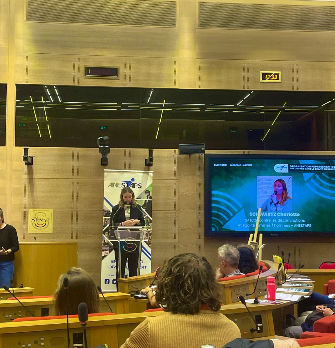 L’association est présente à la restitution du livrable « lutte contre les discriminations dans le sport » de l’ <a href="/ANESTAPS/">ANESTAPS</a> au Sénat.

Au programme prévisionnel est le suivant :
Discours introductifs, tables rondes &amp; Présentation des propositions 

Bravo à vous pour ce travail