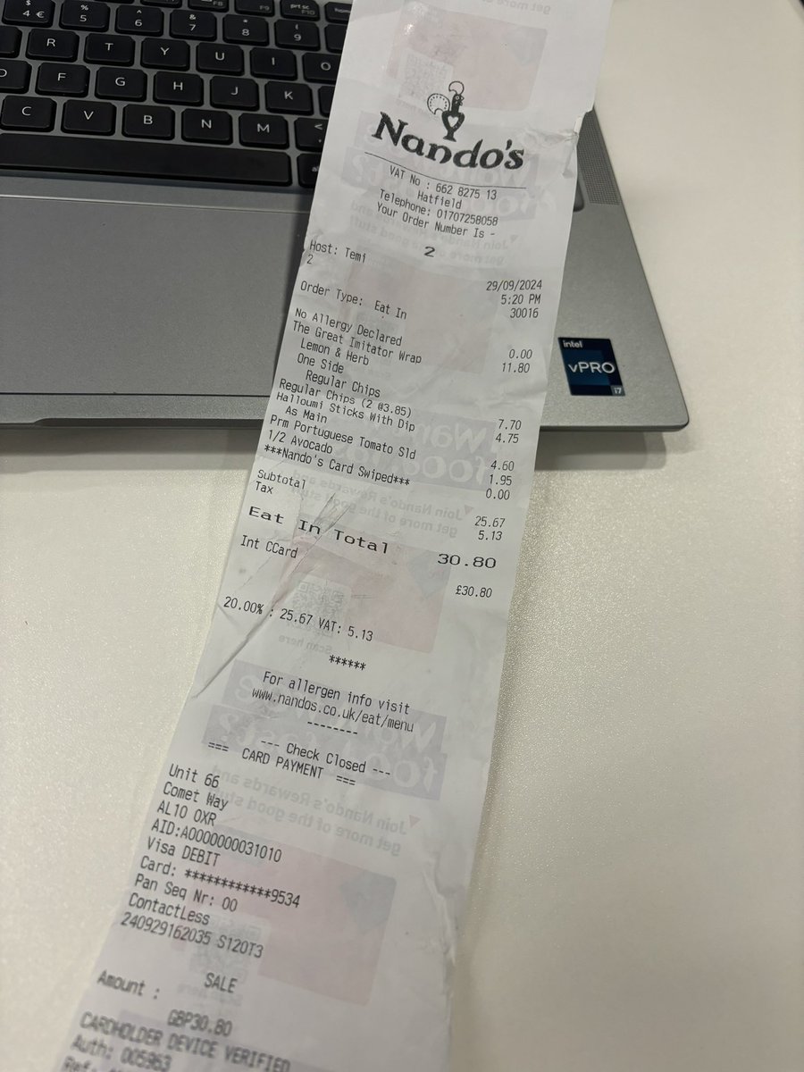 Sorry all I’m just in so much shock that my quick shopping snack chips and halloumi cost £30 <a href="/NandosUK/">Nando's</a> and the manager was stalking us at the drinks top-up station telling us to just drink water 🤦‍♀️