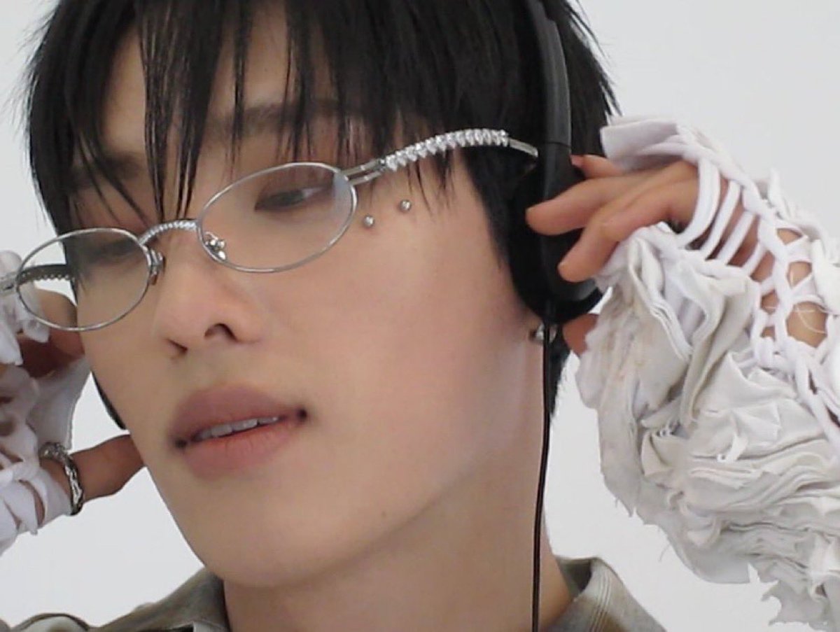 七 (@stephykyo) on Twitter photo 